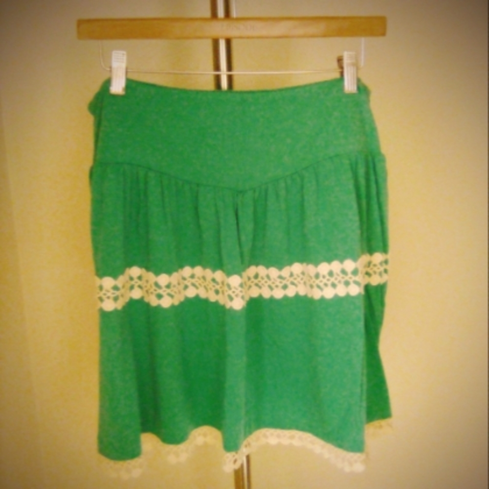 love, FIRE Green Short Skirt Size XL